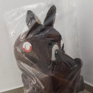 Botarga corporativa limpia y sanitizada empacada en bolsa de Cossta Clean para entrega en Queretaro