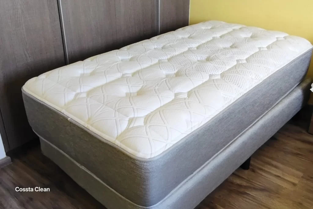 Lavado-de-colchón-a-domicilio-en-Cossta-Clean